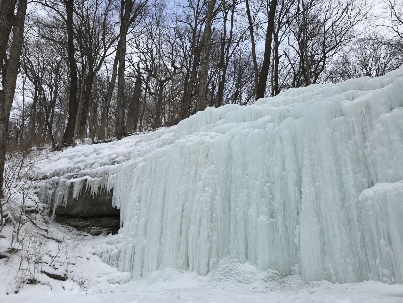 Dripping Springs Creve Coeur Park — Frozen